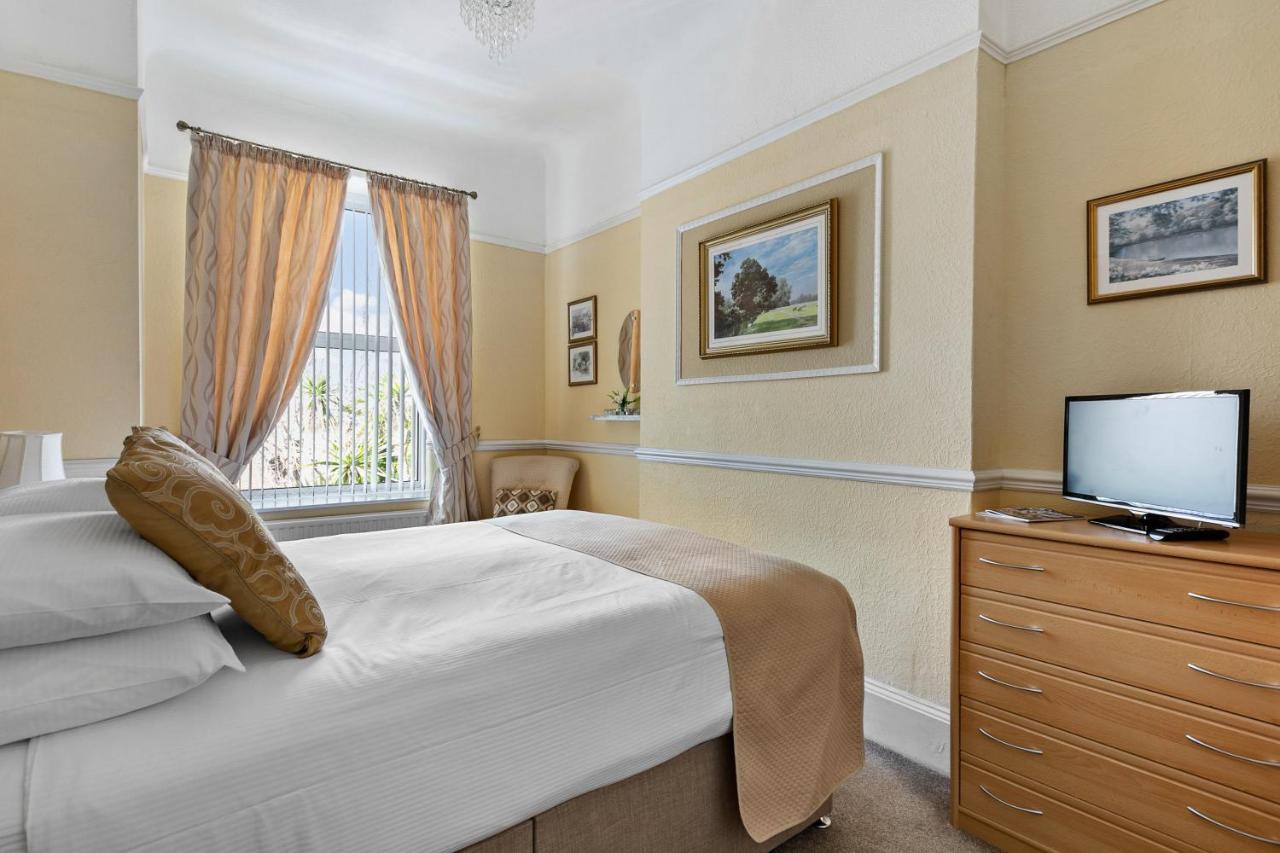 Melba House (Adults Only) Bed & Breakfast Torquay Ngoại thất bức ảnh
