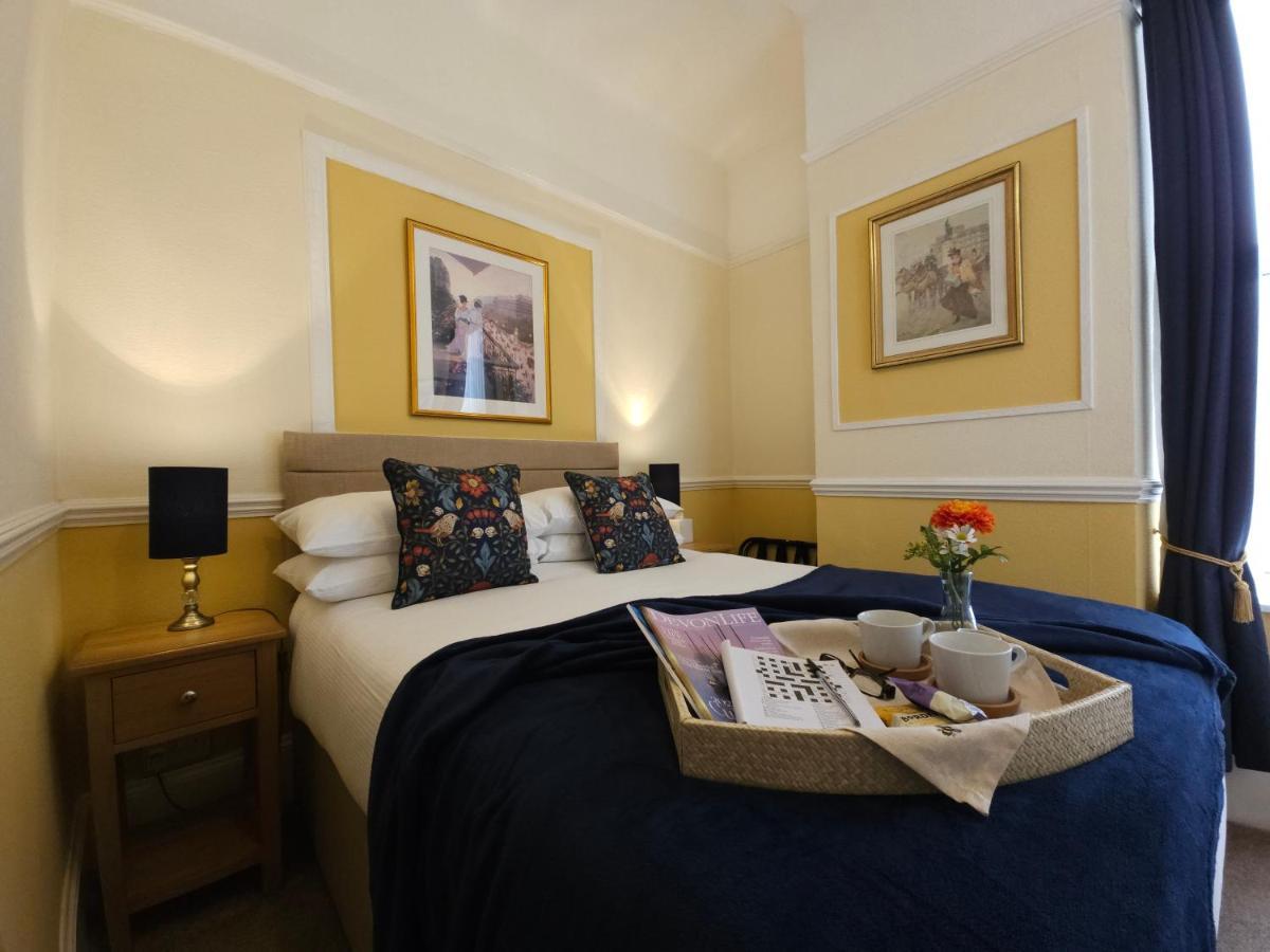 Melba House (Adults Only) Bed & Breakfast Torquay Ngoại thất bức ảnh